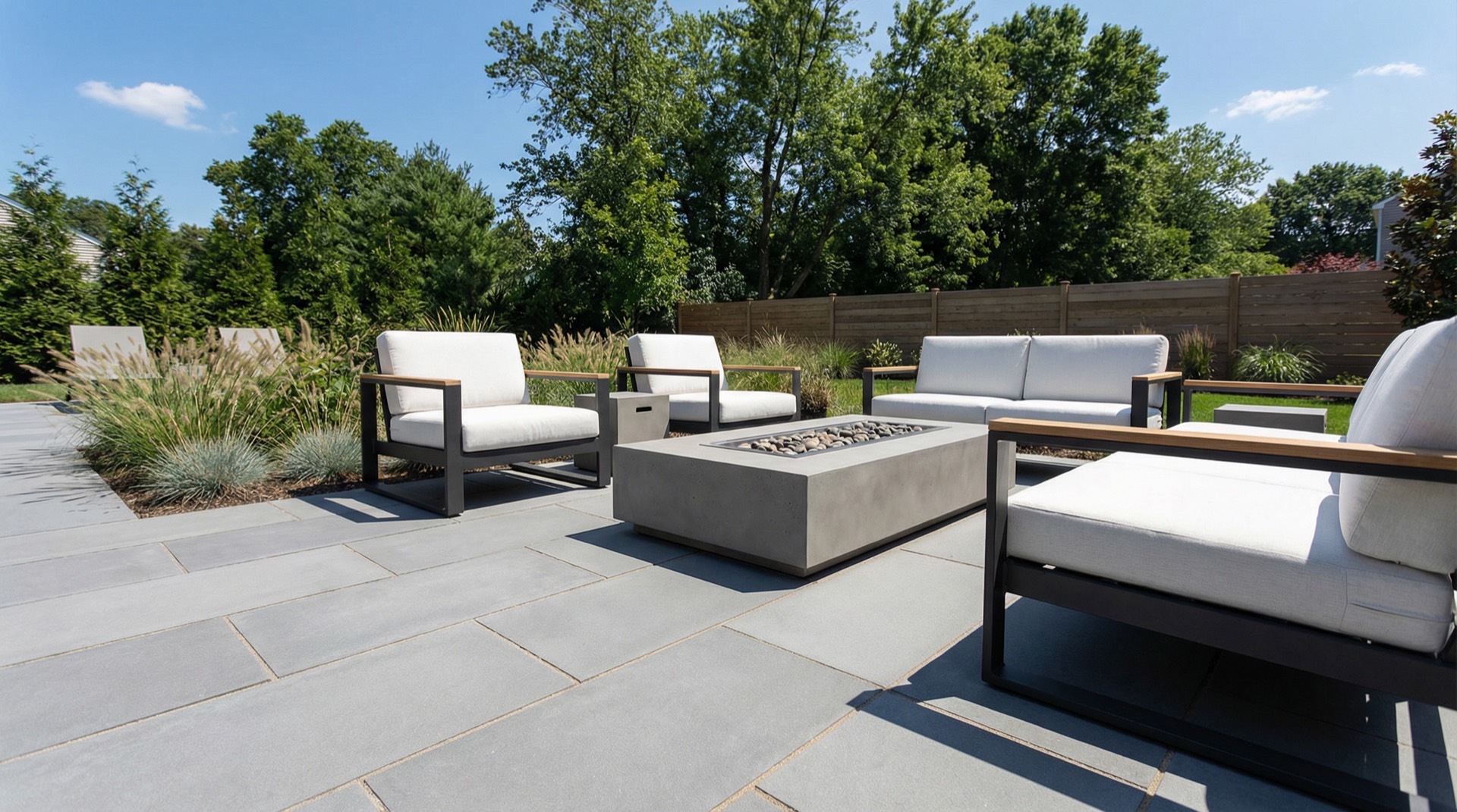 Modern Minimalist Patio